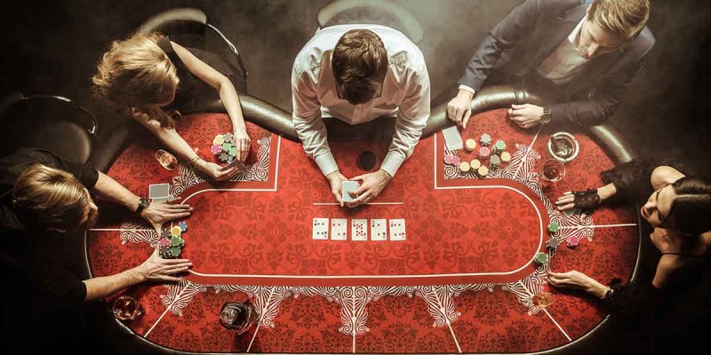 Vị trí trên bàn Poker có ảnh hưởng tới kết quả thắng thua